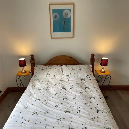 Ballinderry Station Cottage - Luxury Stay. Лисбърн Екстериор снимка