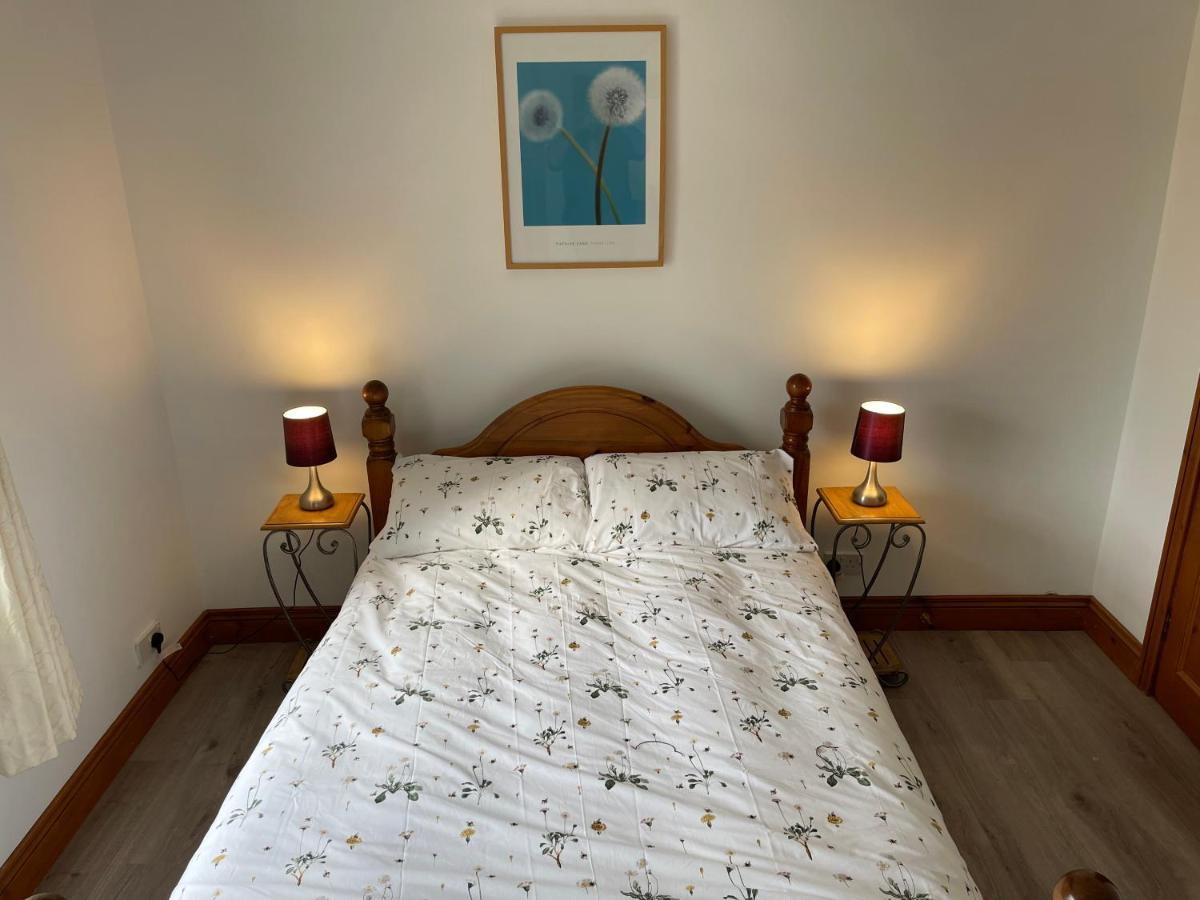 Ballinderry Station Cottage - Luxury Stay. Лисбърн Екстериор снимка