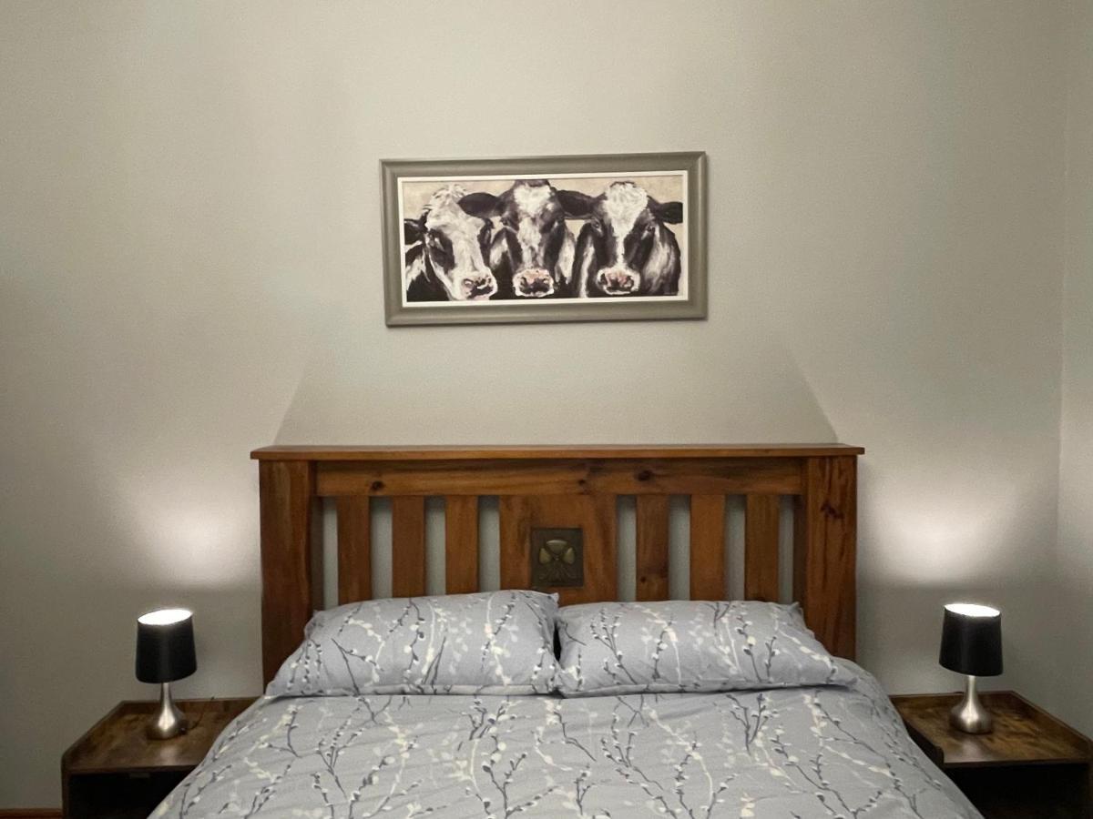 Ballinderry Station Cottage - Luxury Stay. Лисбърн Екстериор снимка