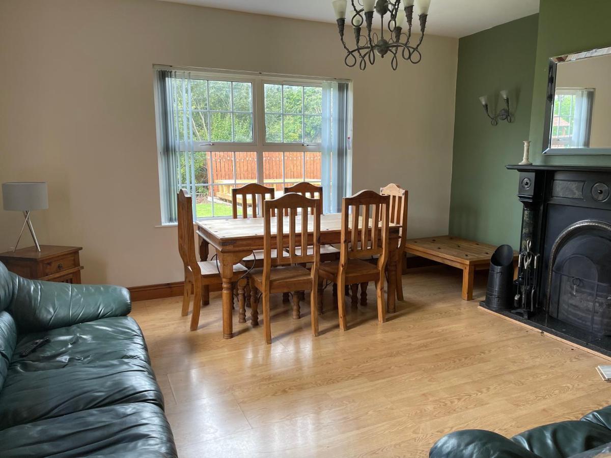 Ballinderry Station Cottage - Luxury Stay. Лисбърн Екстериор снимка